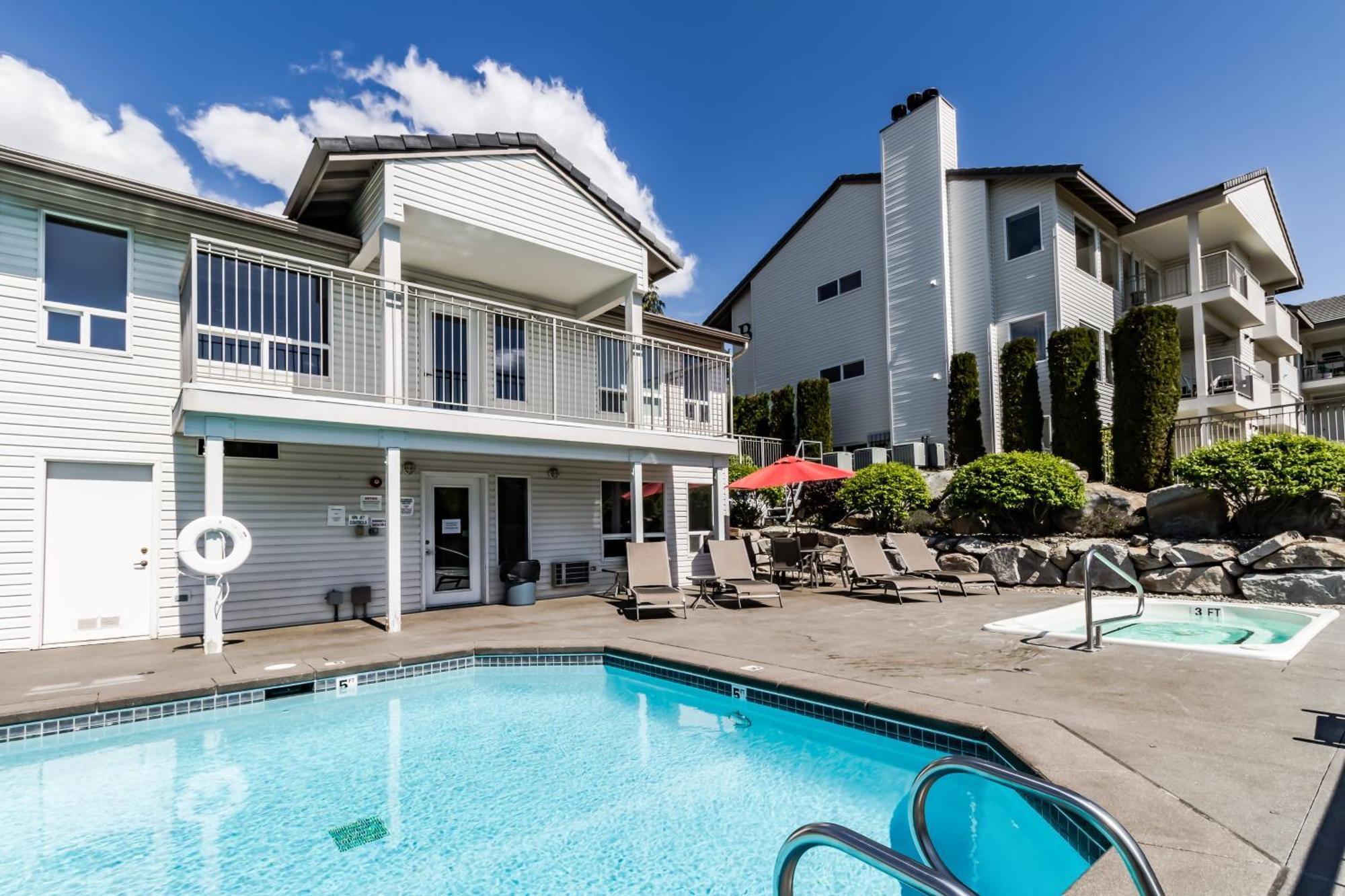 Park Pointe Mutual Apartment Chelan Exterior photo